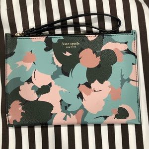 Kate spade wristlet